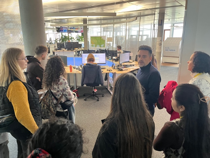 Besuche des Trimedialen Newsdesks